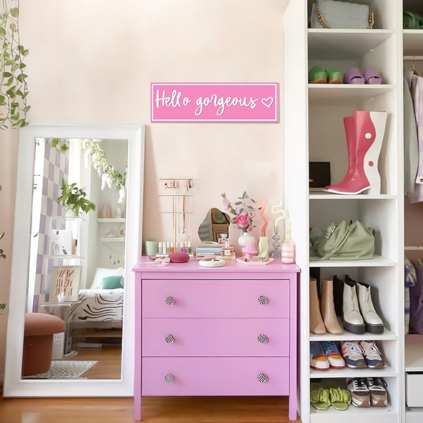 HK Studio Room Decor for Teen Girls - Hello Gorgeous Pink Room Decor