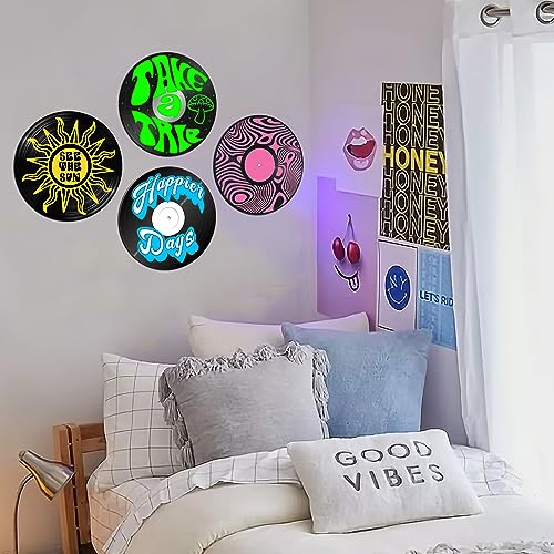 4 Record Decor with Trendy Wall Art
